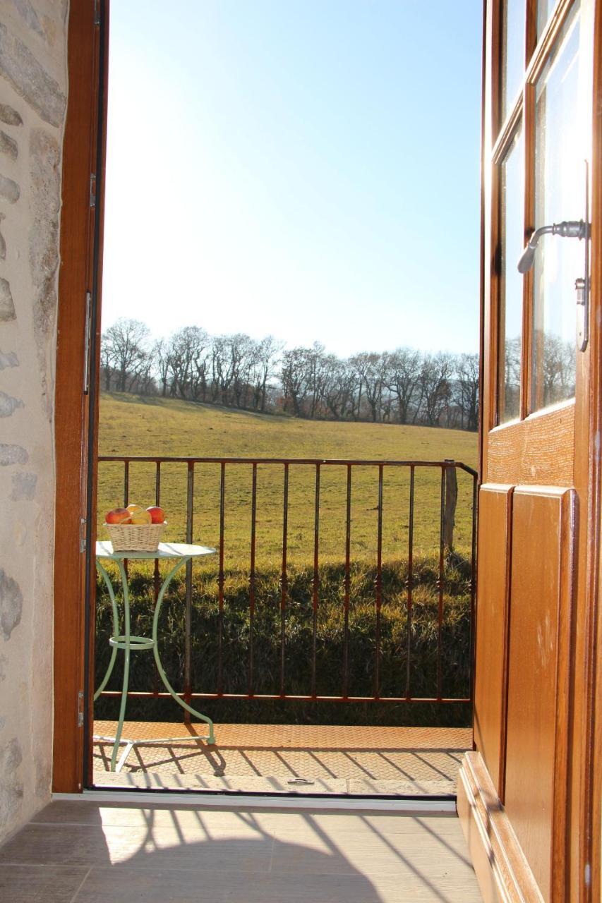 Domaine Insolite Du Petit Moras Chomérac Buitenkant foto
