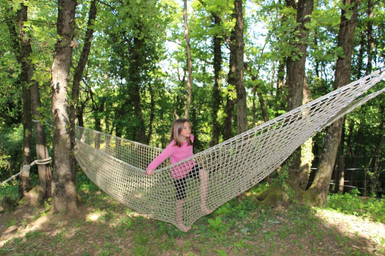 Domaine Insolite Du Petit Moras Chomérac Buitenkant foto